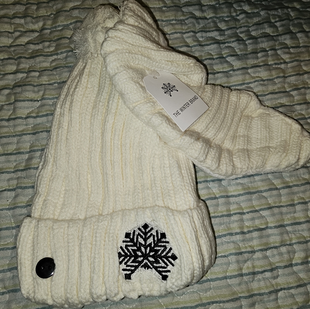 White Knit Beanie with Snowflake Design